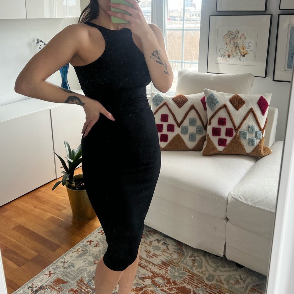 H&M Maxi knit dress (until 04/10)